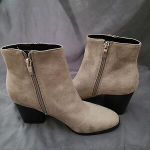 Nordstrom Tan Ankle Boots with Side Zipper